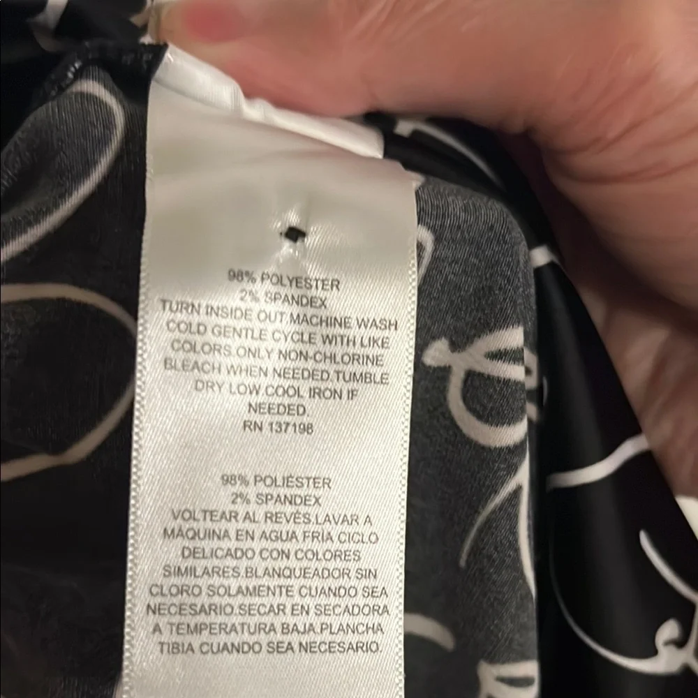 Black and White Abstract Wide Leg Pants 1/2 off expires at 12Am - Picture 5 of 7